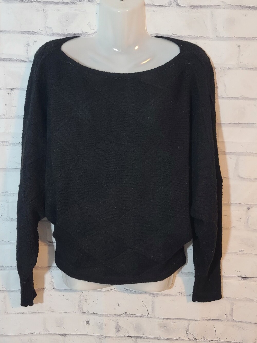 Black Knit Diamond Pattern Boat Neck Long Sleeve Pullover Sweater M